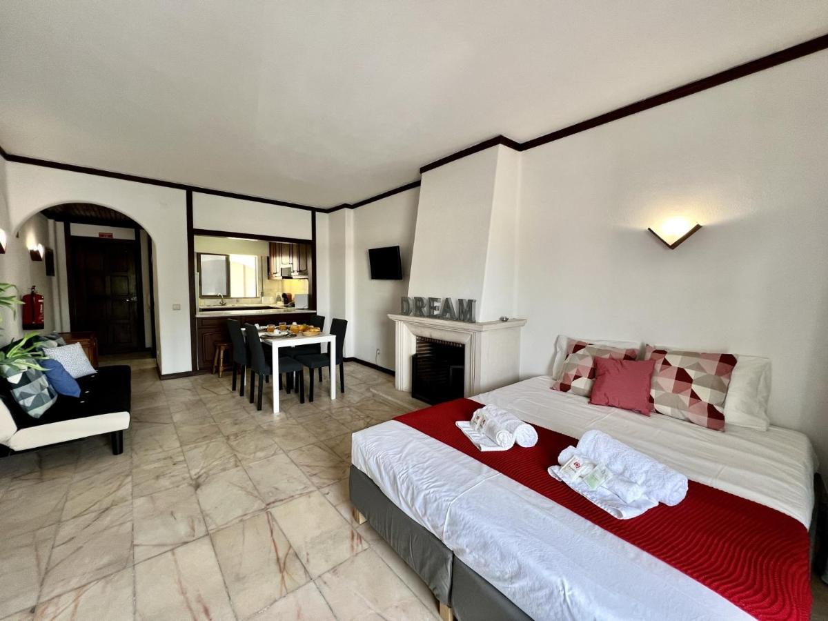 Albufeira Central 3 With Pool By Homing Екстериор снимка