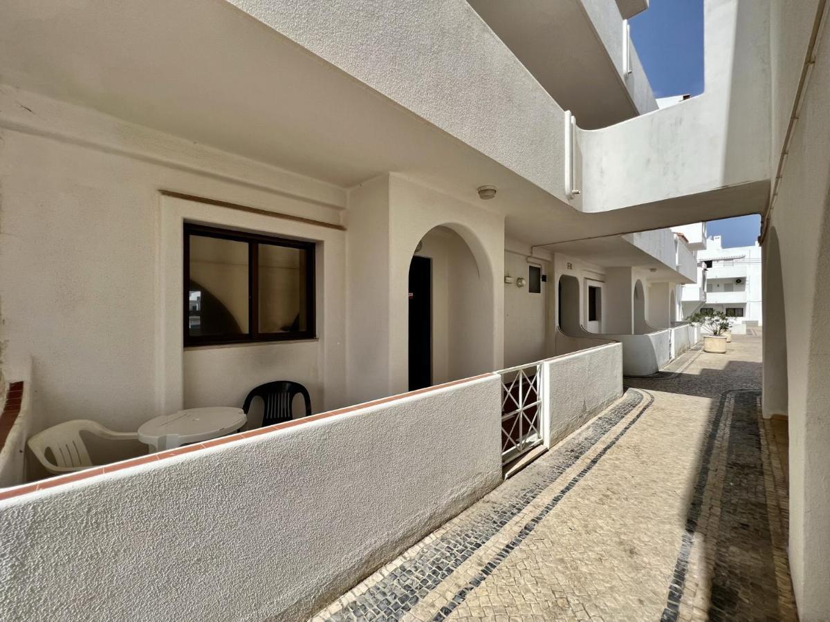 Albufeira Central 3 With Pool By Homing Екстериор снимка